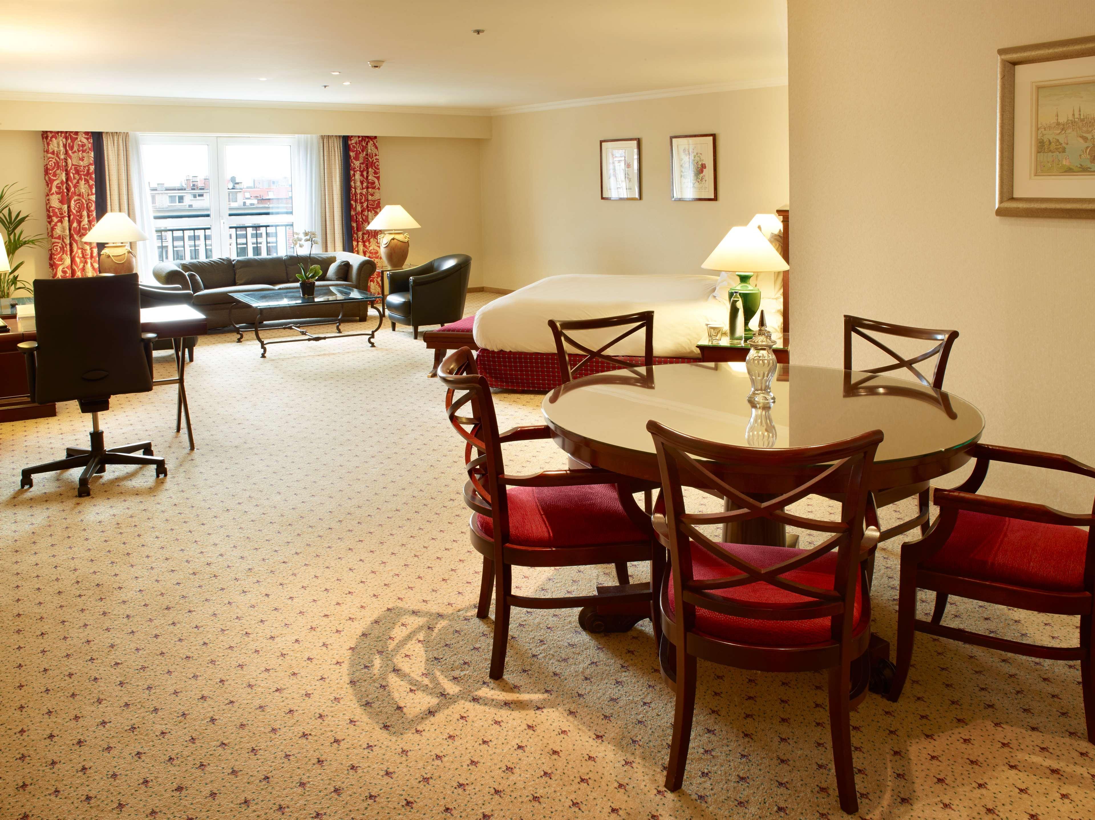 Hilton Antwerp Old Town Hotel Eksteriør billede