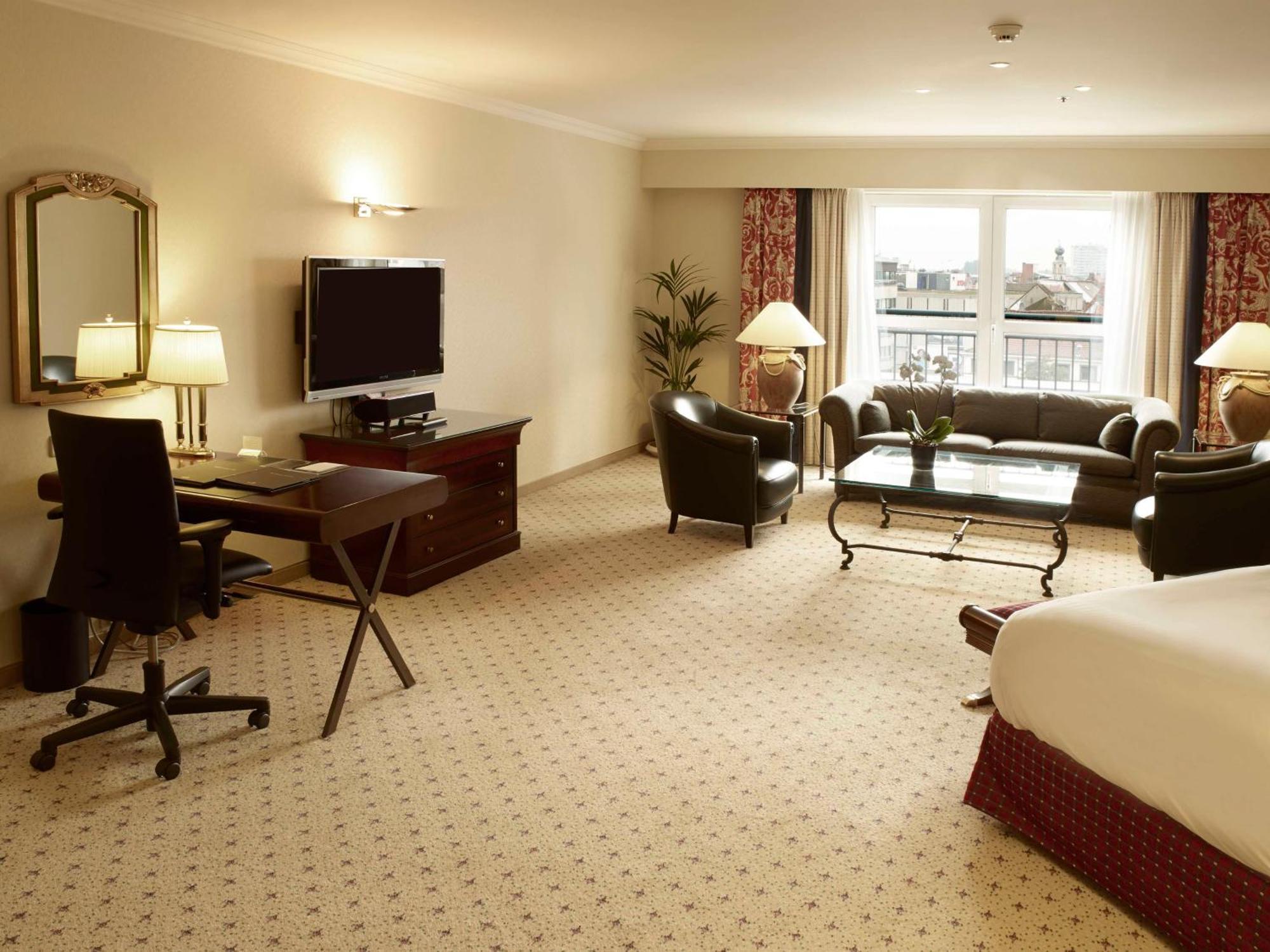 Hilton Antwerp Old Town Hotel Eksteriør billede