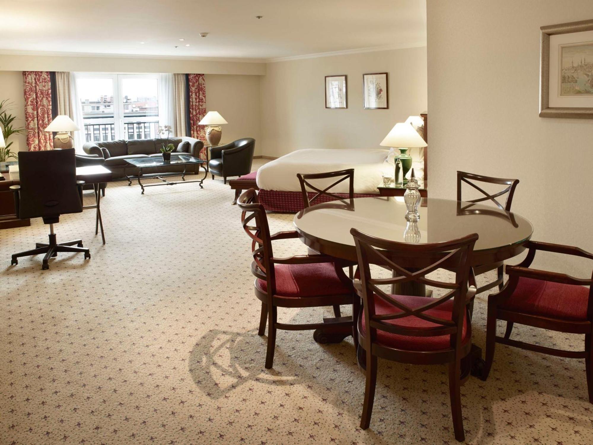 Hilton Antwerp Old Town Hotel Eksteriør billede