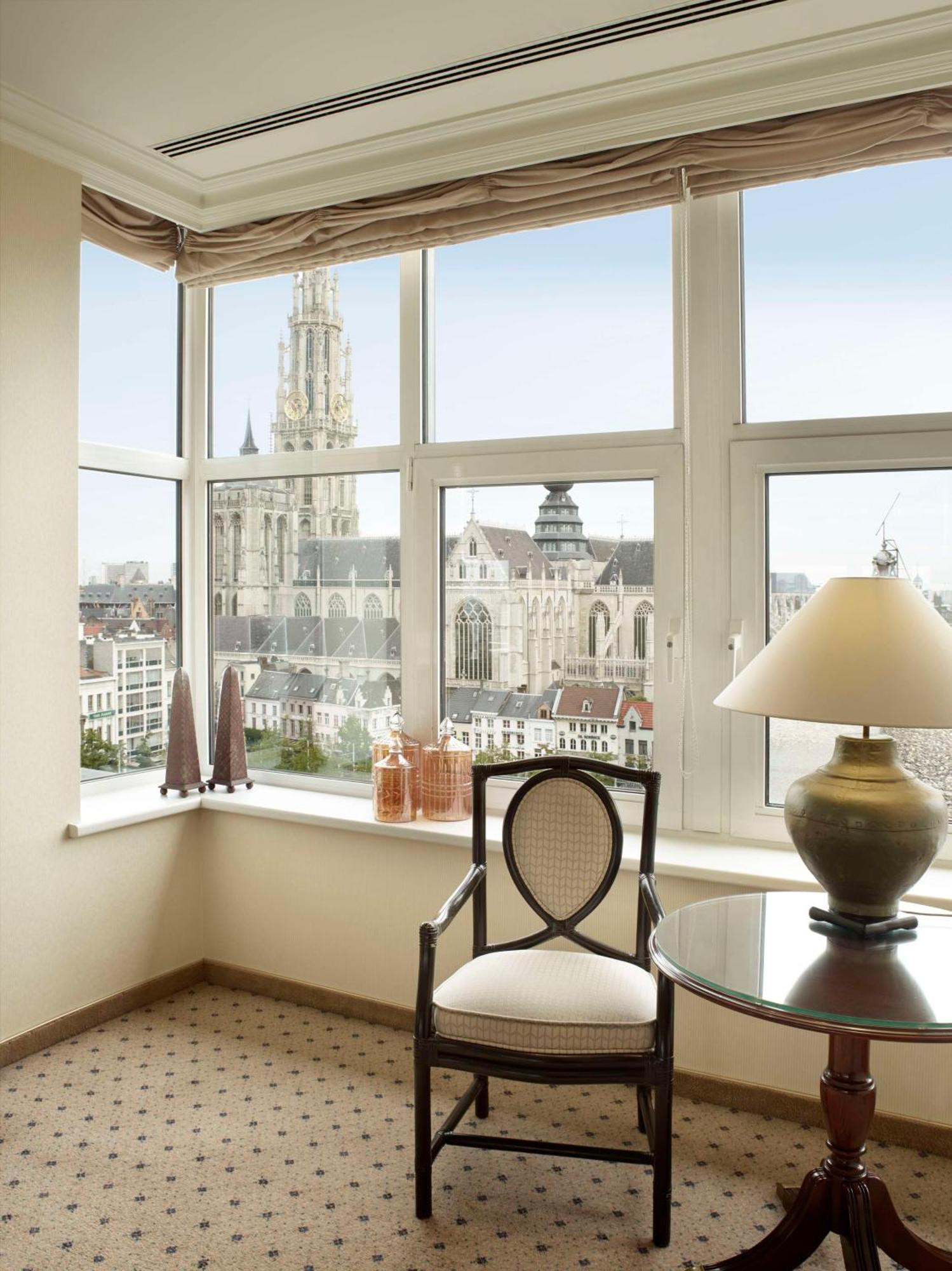 Hilton Antwerp Old Town Hotel Eksteriør billede