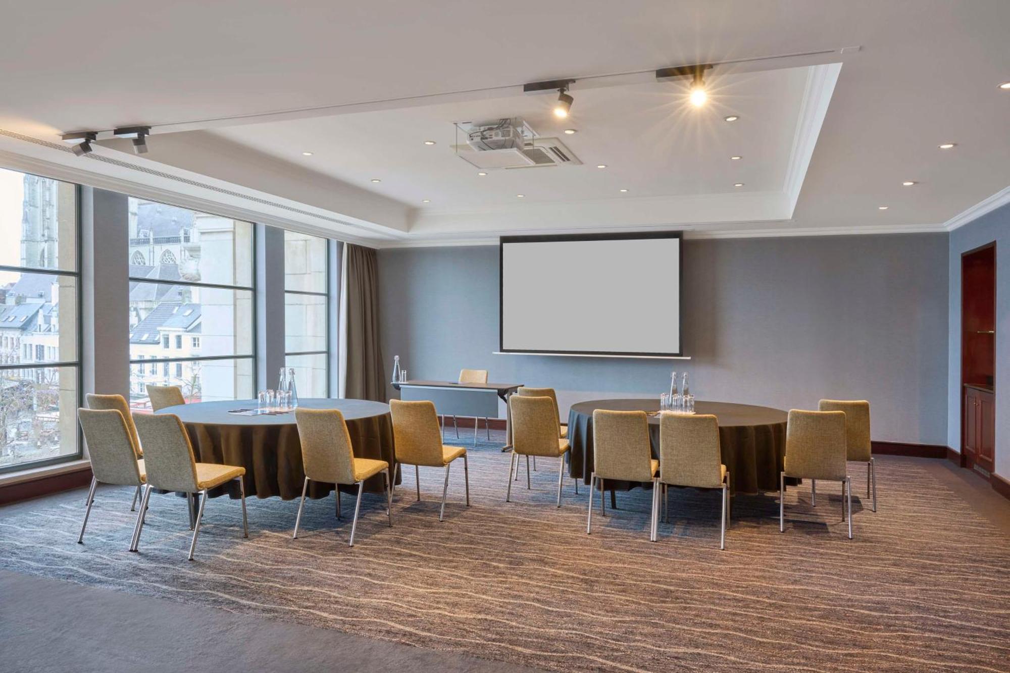Hilton Antwerp Old Town Hotel Eksteriør billede